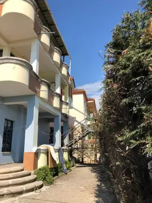 Vilë në shitje në Babrru, Tiranë, 118 m². Foto 2 nga 8