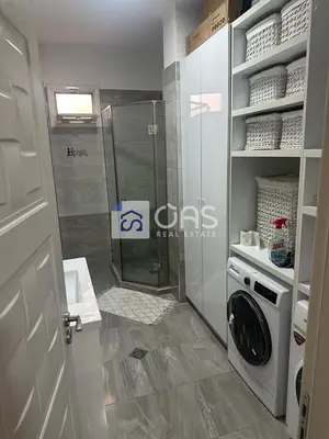 Apartament 2+1 me qera në Kopshtit Zologjik, Tiranë, 87 m². Foto 5 nga 7