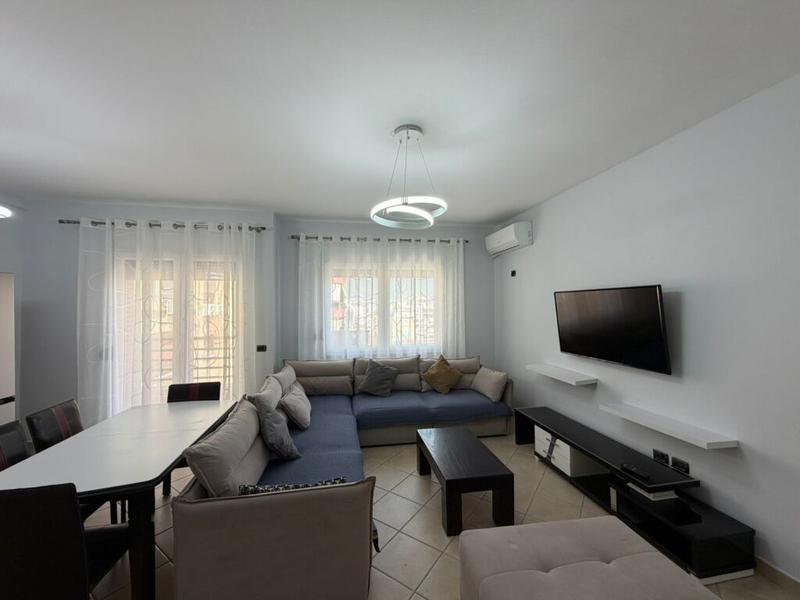 Appartamento 2+1 in affitto a Rruga Qemal Stafa, Tirana, 103 m²