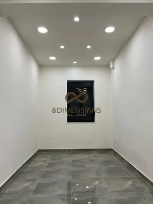Dyqan në shitje në Stadiumi Dinamo, Tiranë, 70 m². Foto 3 nga 6