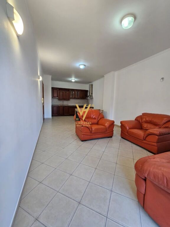 Apartament 1+1 në shitje në Rruga e Kavajës, Tiranë, 76 m². Foto 2 nga 3