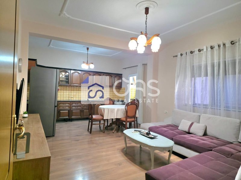 Appartamento 3+1 in affitto a Ish Fusha e Aviacionit, Tirana, 169 m²