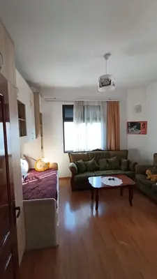 Appartamento 2+1 in affitto a Rruga Fuat Toptani, Tirana, 95 m². Foto 5 di 8