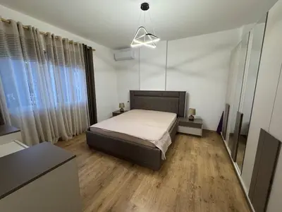 Apartament 2+1 me qera në Vollga, Durrës, 100 m². Foto 3 nga 8