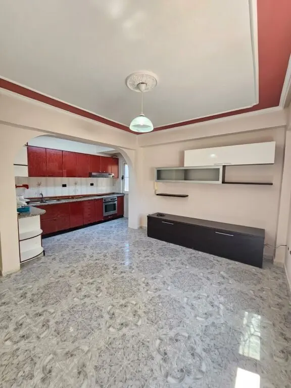 Appartamento 2+1 in vendita a Pallati i Sportit Ramazan Njala, Durazzo, 76 m²