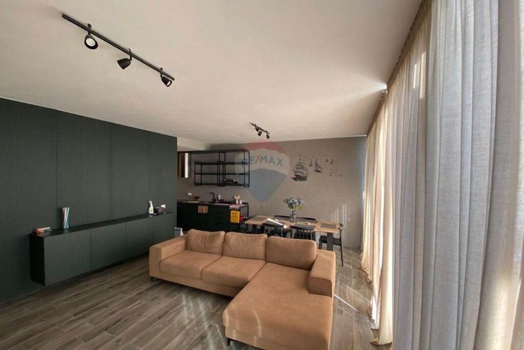 Villa for sale in Dhermi, Vlorë, 211 m². Photo 2 of 3