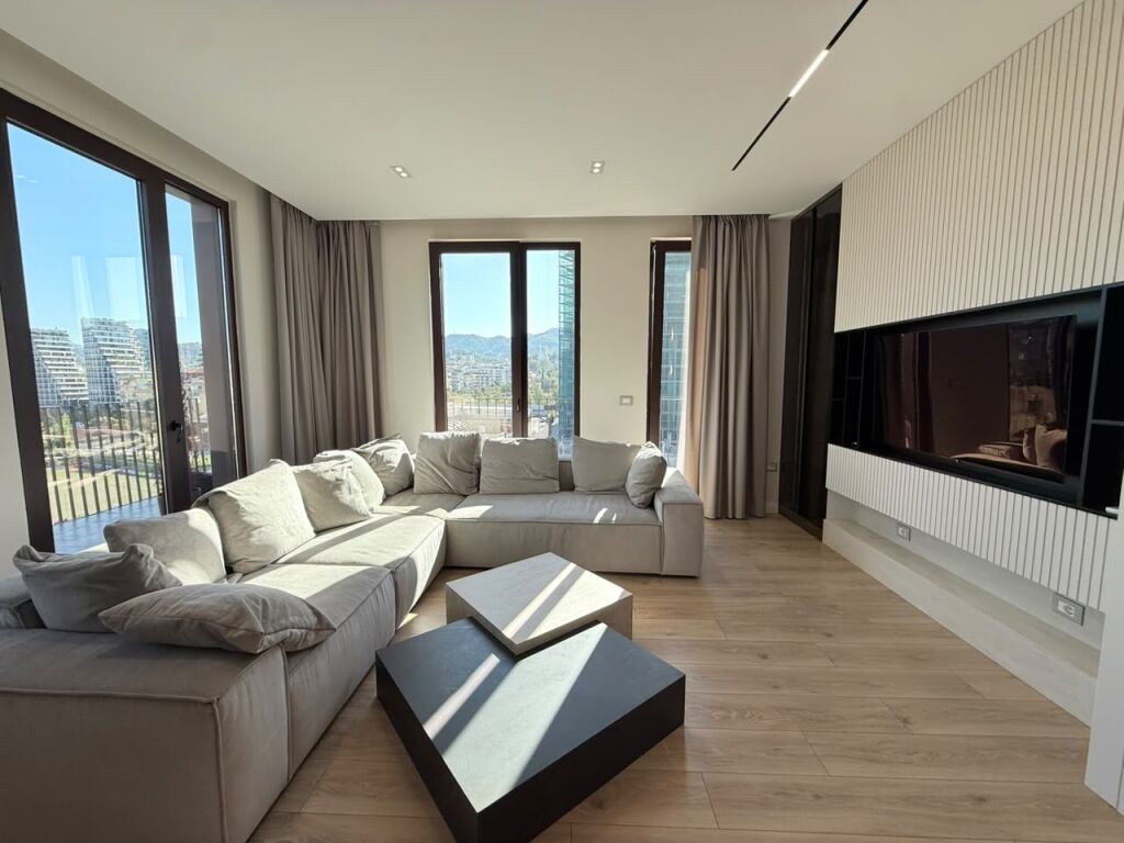 Apartment 3+1 for rent in Altana Luxury Residence, Tirana, 190 m². Photo 2 of 3
