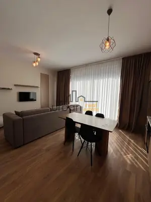 Apartament 1+1 me qera në Siri Kodra, Tiranë, 73 m². Foto 1 nga 5