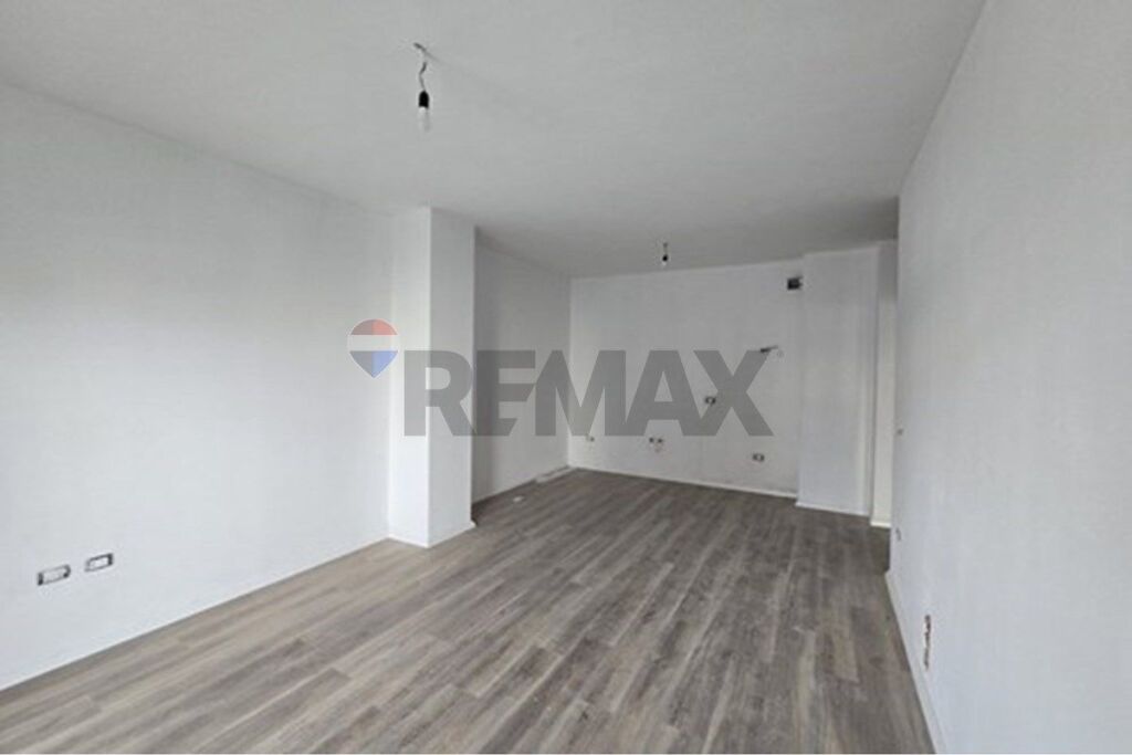 Appartamento in vendita a Laprakë, Tirana, 71 m². Foto 3 di 3