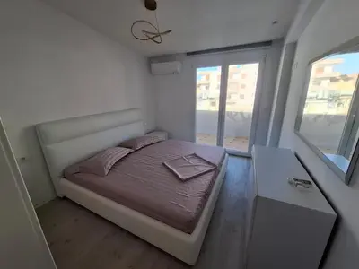 Apartment 2+1 for rent in Plazhi Hekurudha, Durrës, 120 m². Photo 6 of 10