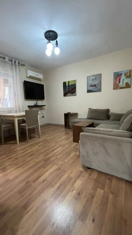 Apartment 2+1 for rent in Rruga e Durrësit, Tirana, 68 m². Photo 2 of 3