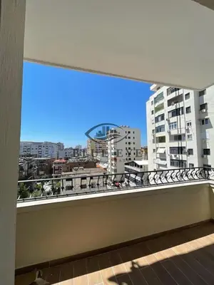 Apartament 1+1 në shitje në Rruga Mujo Ulqinaku, Durrës, 68 m². Foto 2 nga 6
