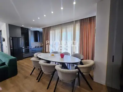 Apartament 2+1 në shitje në Pediatria, Tiranë, 138 m². Foto 4 nga 6