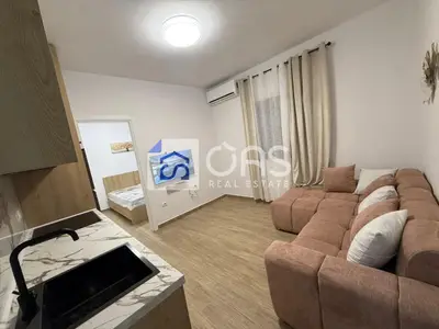 Apartament 1+1 me qera në 5 Maj, Tiranë, 60 m². Foto 2 nga 4