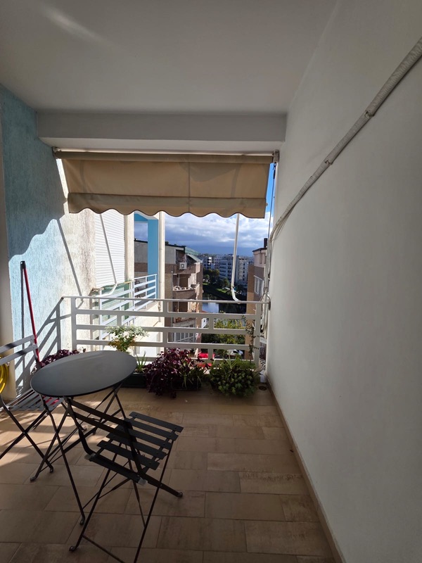 Appartamento 2+1 in affitto a Liqeni i Thatë, Tirana, 92 m². Foto 6 di 6