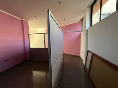 Negozio in affitto a Rruga Jeronim de Rada, Tirana, 52 m². Foto 8 di 9