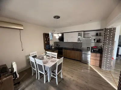 Shtëpi private 2+1 me qera në Xhafzotaj, Durrës, 100 m². Foto 2 nga 7