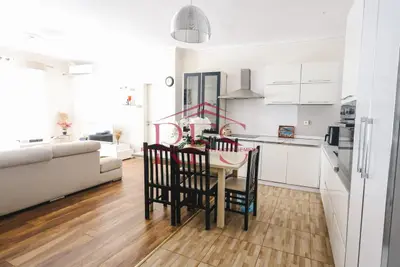 Apartment 2+1 for rent in Zogu i Zi, Tirana, 90 m². Photo 7 of 10