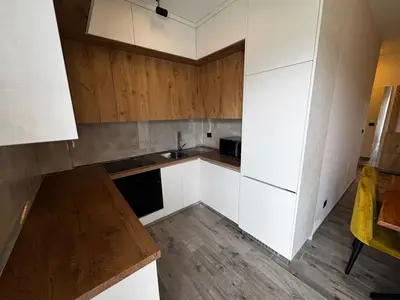 Apartament me qera në TEG, Tiranë, 75 m². Foto 3 nga 5