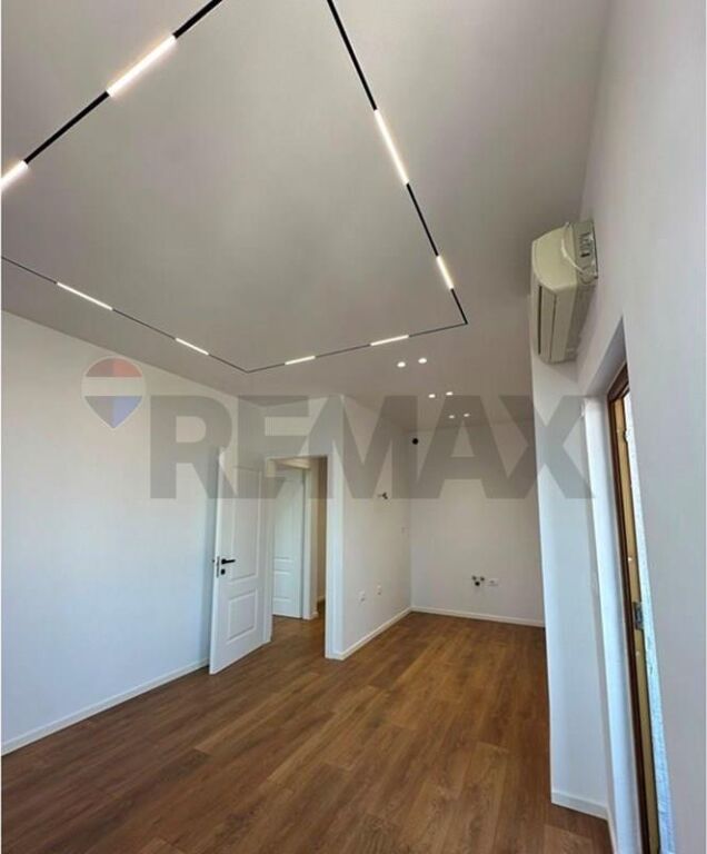 Appartamento in vendita a Rruga Irfan Tomini, Tirana, 86 m². Foto 3 di 3