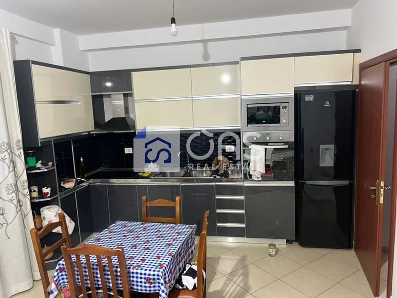 Apartament 1+1 me qera në Fresku, Tiranë, 70 m²