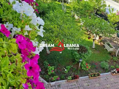 Villa 1+1 for sale in Lagjia 13, Durrës, 679 m². Photo 9 of 10