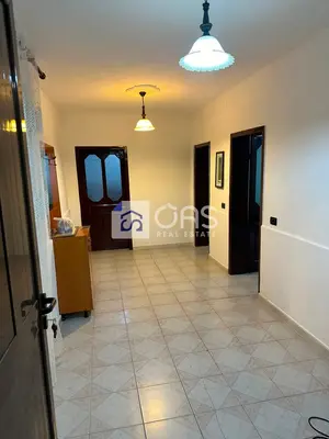 Apartament 1+1 me qera në Komuna e Parisit, Tiranë, 78 m². Foto 2 nga 6