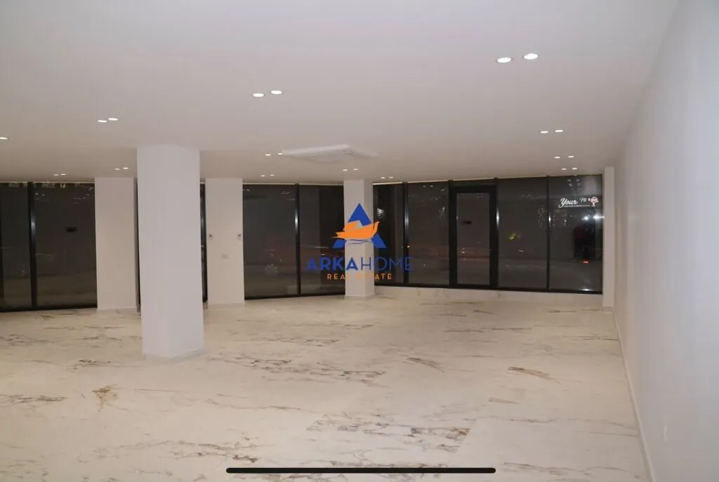 Ufficio in affitto a Don Bosko, Tirana, 120 m². Foto 1 di 5