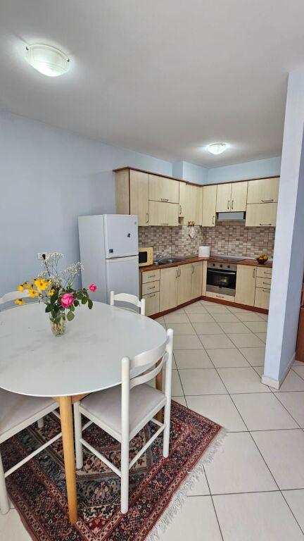 Apartament 2+1 në shitje në Sheshi Skënderbej, Tiranë, 110 m². Foto 8 nga 9