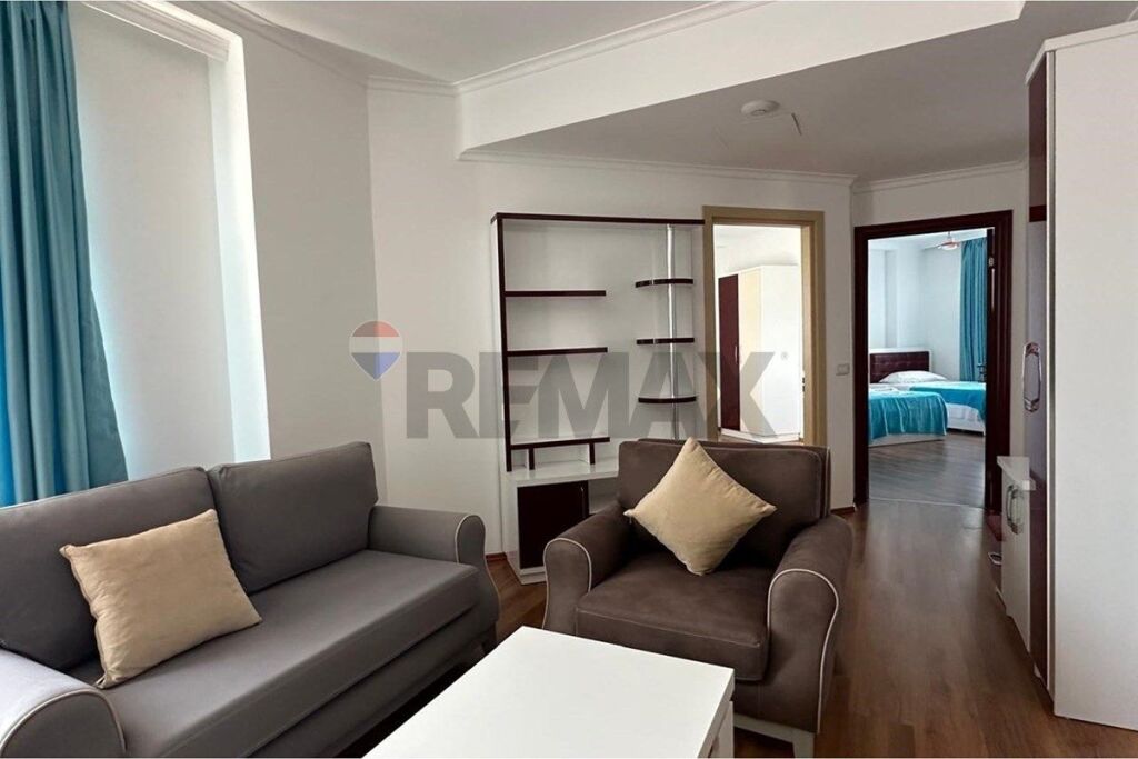 Apartment for sale in Farkë, Tirana, 94 m². Photo 2 of 3
