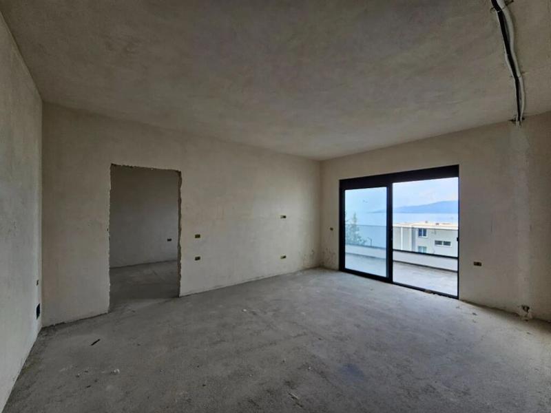 Apartament 1+1 në shitje në Ruga mitat hoxha, Sarandë, 87 m². Foto 4 nga 11