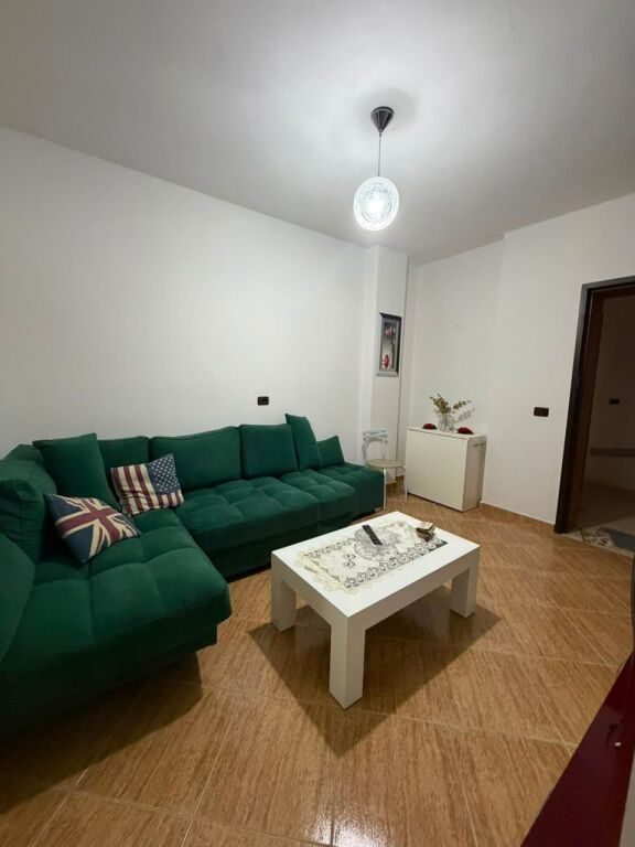 Apartament 1+1 me qera në Stacioni i Trenit Durrës, Durrës, 60 m². Foto 1 nga 12