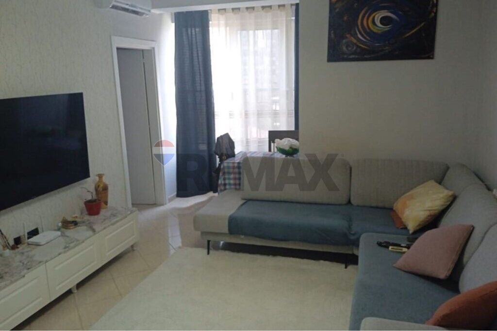 Appartamento in vendita a Yzberisht, Tirana, 61 m²
