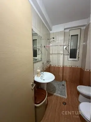 Apartament 2+1 me qera në Don Bosko, Tiranë, 118 m². Foto 8 nga 8