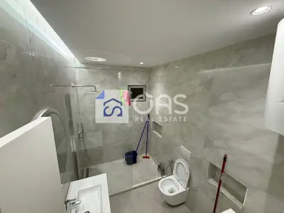Apartament 1+1 me qera në Astir, Tiranë, 74 m². Foto 9 nga 11