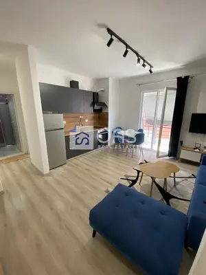 Apartament 1+1 me qera në Selitë, Tiranë, 50 m². Foto 2 nga 4