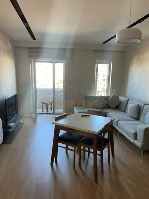 Apartament 1+1 me qera në Rruga Panorama, Tiranë, 61 m². Foto 2 nga 3