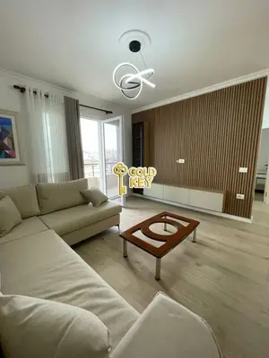 Apartament 2+1 me qera në Stacioni i Zjarrfikësve, Durrës, 100 m². Foto 2 nga 11