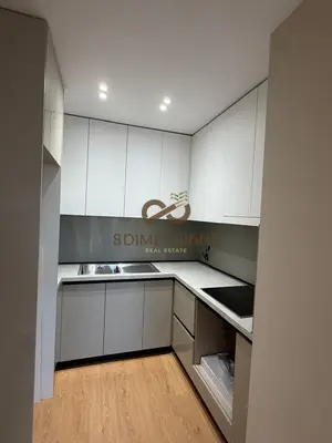 Appartamento 2+1 in vendita a Stacioni i Trenit, Tirana, 80 m². Foto 4 di 8