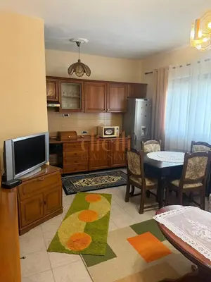 Apartament 2+1 me qera në Tufinë, Tiranë, 70 m². Foto 2 nga 9
