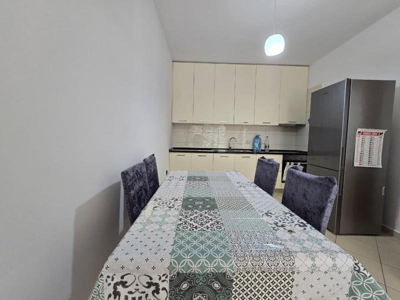 Apartament 2+1 me qera në Rruga Taulantia, Durrës, 90 m². Foto 3 nga 10