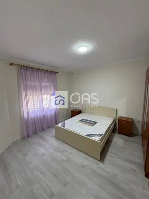 Appartamento 2+1 in affitto a Komuna e Parisit, Tirana, 85 m². Foto 3 di 4