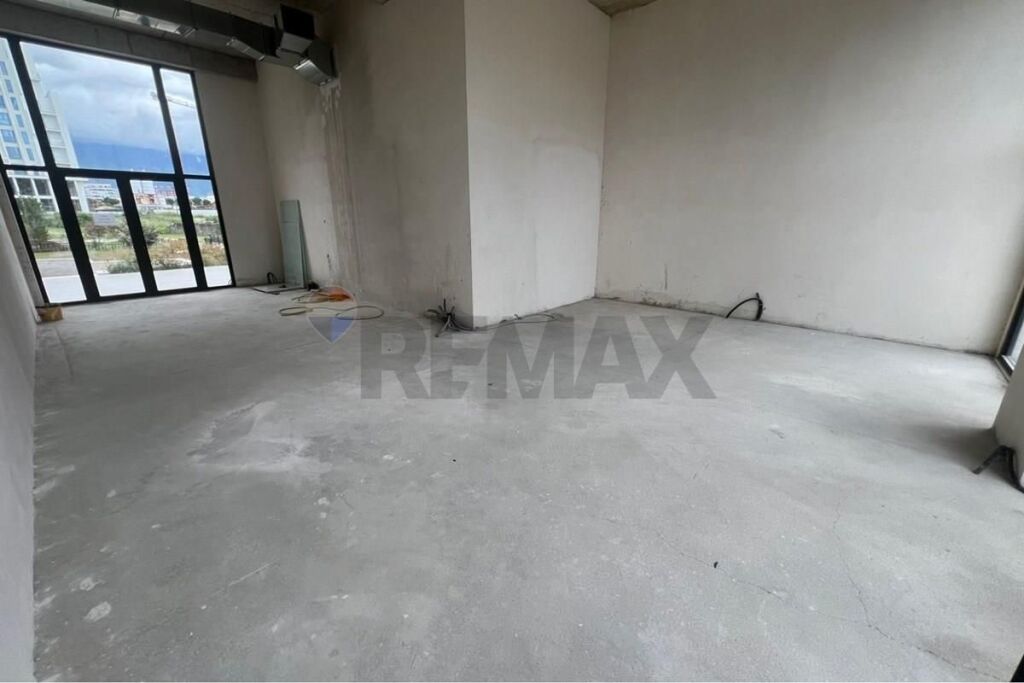 Shop for rent in Jordan Misja, Tirana, 83 m². Photo 3 of 3