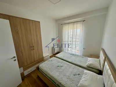 Apartament 2+1 me qera në Panorama, Tiranë, 95 m². Foto 6 nga 9