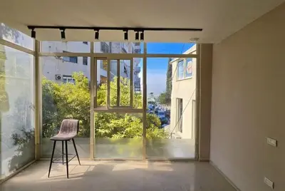 Dyqan në shitje në Fresku, Tiranë, 45 m². Foto 2 nga 3