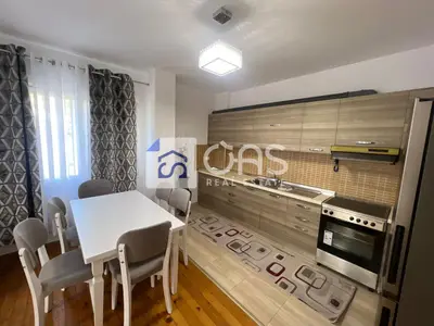 Apartament 2+1 me qera në Fresku, Tiranë, 102 m². Foto 3 nga 9