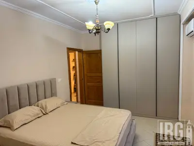 Apartament 3+1 me qera në Rruga Him Kolli, Tiranë, 132 m². Foto 3 nga 12