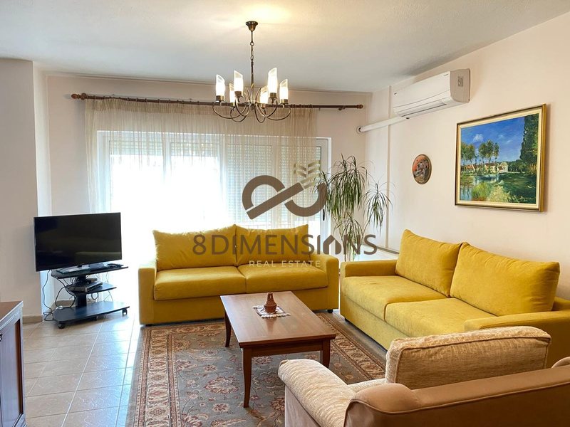 Apartament 3+1 me qera në Rruga e Elbasanit, Tiranë, 140 m²