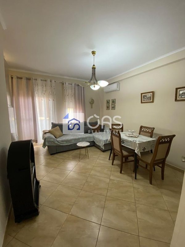 Apartament 1+1 me qera në Rruga Bardhyl, Tiranë, 65 m²