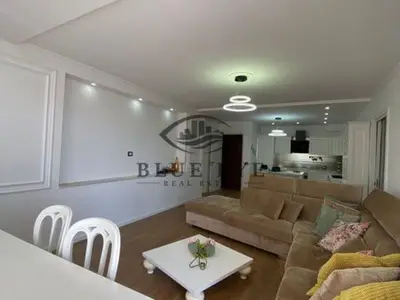 Apartament 3+1 në shitje në Ish-URT, Durrës, 94 m². Foto 4 nga 12